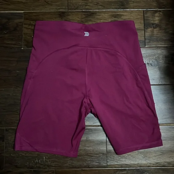 All in Motion Biker Shorts - Picture 2 of 2